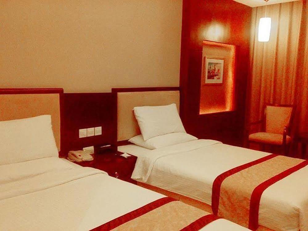 Hôtel Wanyi à Dongguan  Extérieur photo